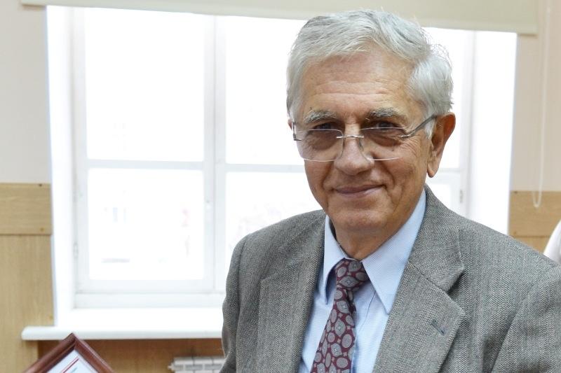 Akademik Hanjalić za FR: Biti naučnikom je vrlo prestižno, država to mora prepoznati i podsticati